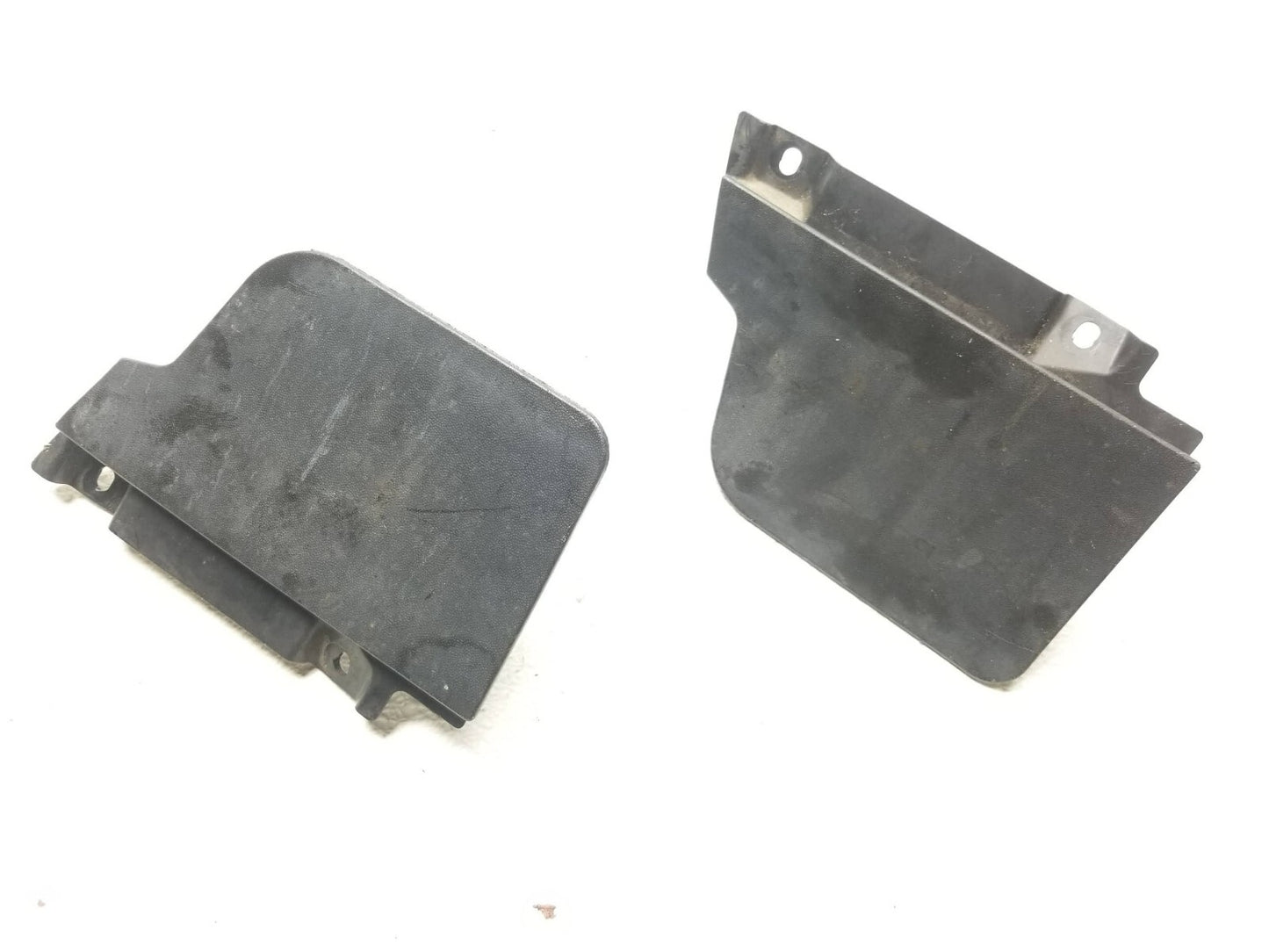 19 20 21 Volkswagen Jetta Rear Mud Flap Left & Right 2pcs OEM