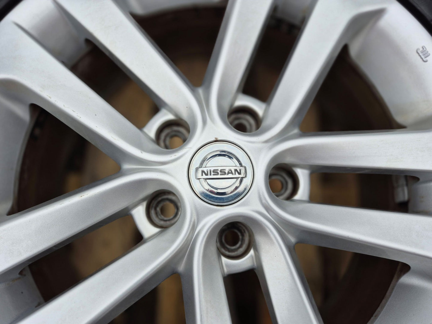 2015 Nissan Juke S Wheel Rim W/ Tire Milestar 215/55 R17 4 Pcs OEM
