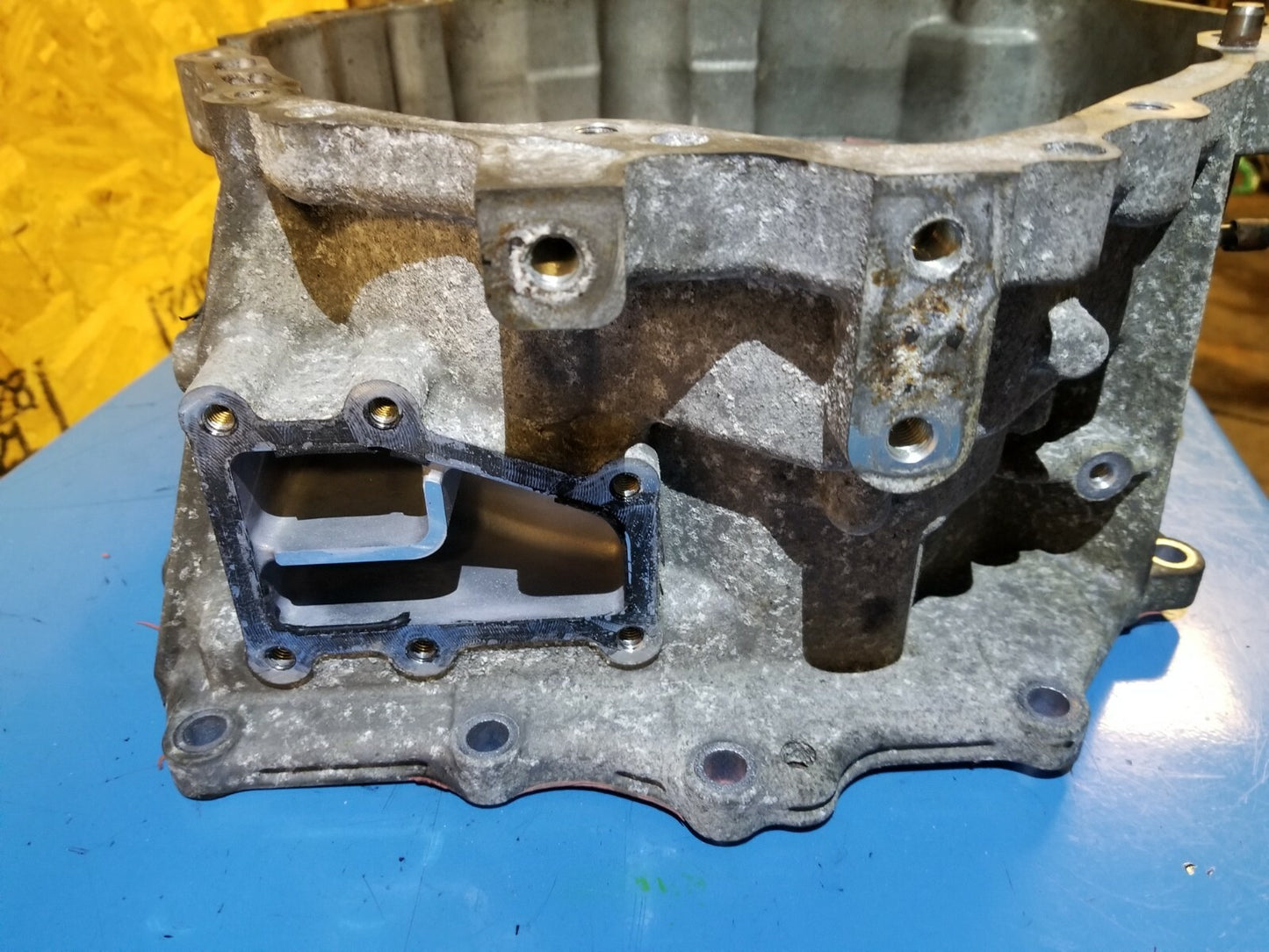 2012 Lexus Ct 200h Automatic Transmission Case OEM