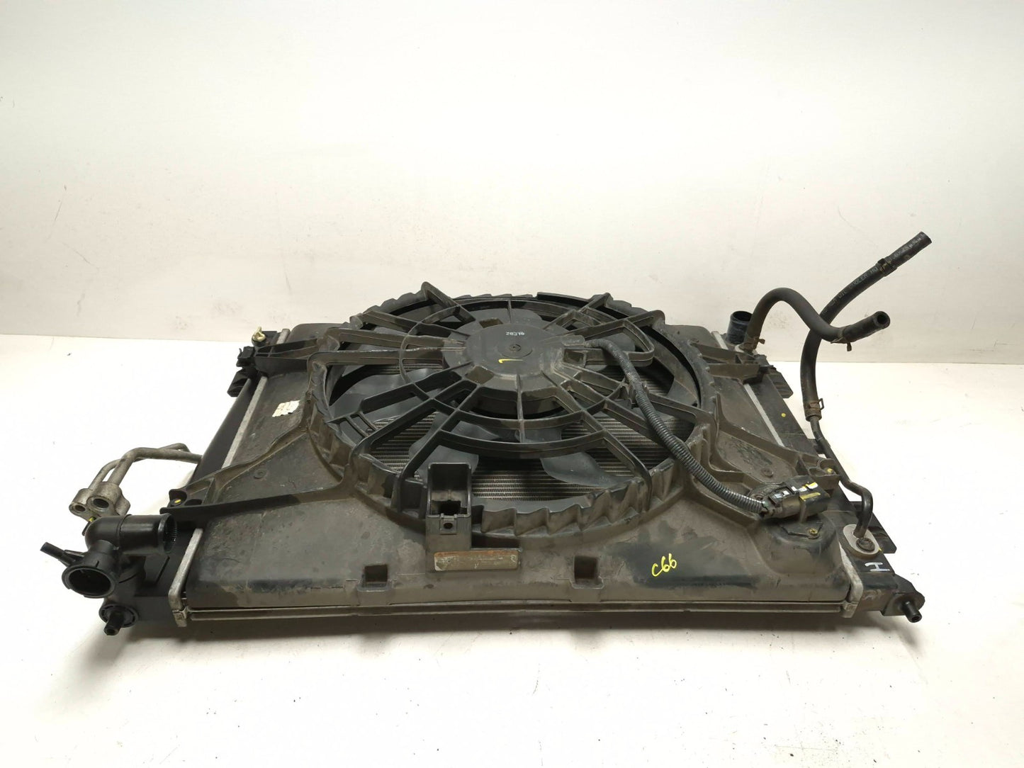 2012 Hyundai Sonata Engine Cooling Radiator & Condenser 2.4l  OEM