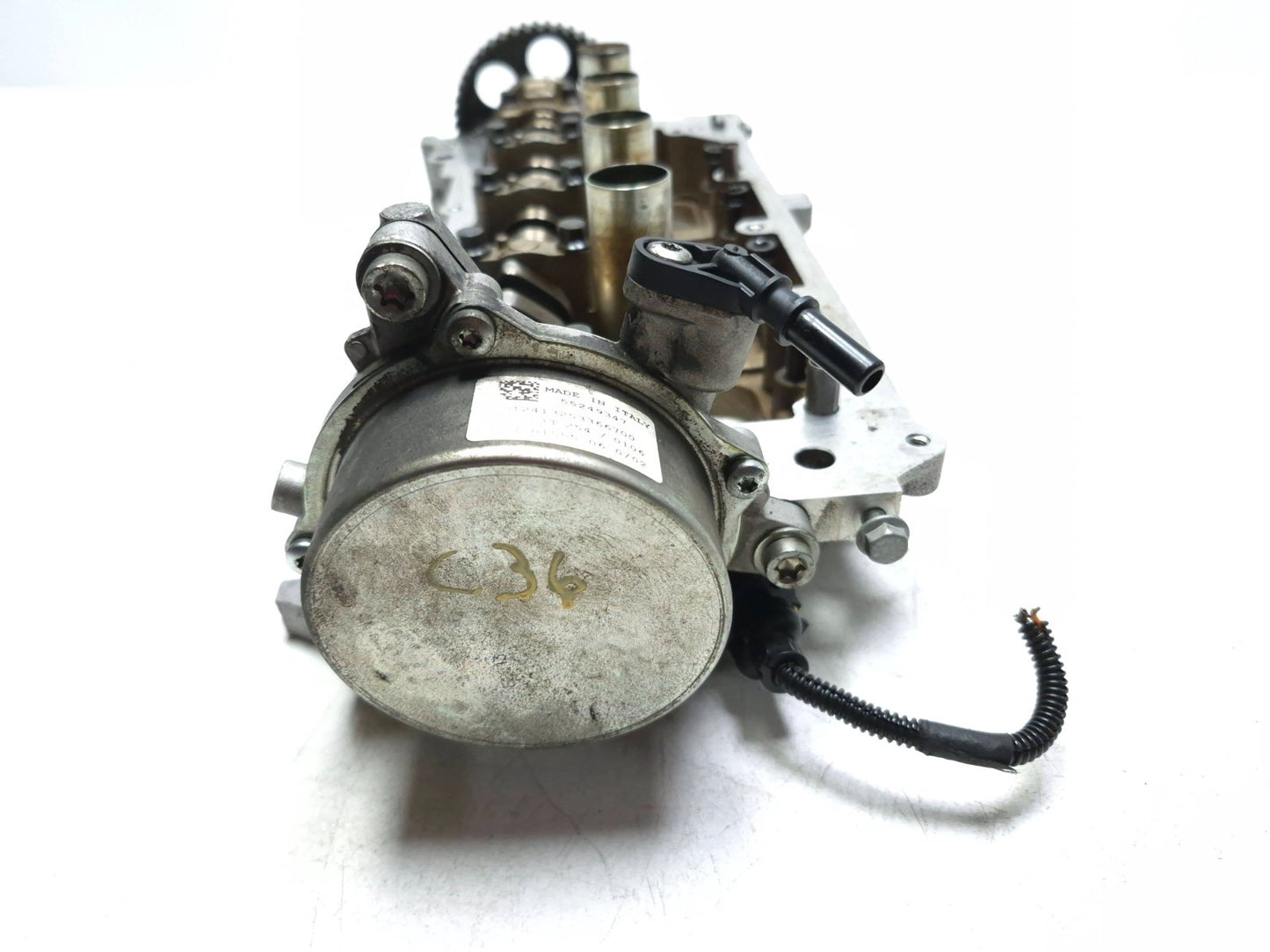 2014 Fiat 500l Exhaust Camshaft Cam Carrier Housing OEM