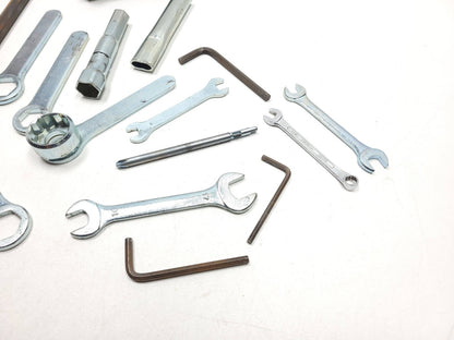 2007 Yamaha Xvs 1300 V-star Tool Set OEM