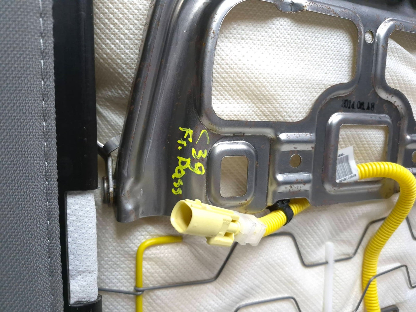 2014 Hyundai Accent Front Upper Seat Cushion Passenger Side Right OEM