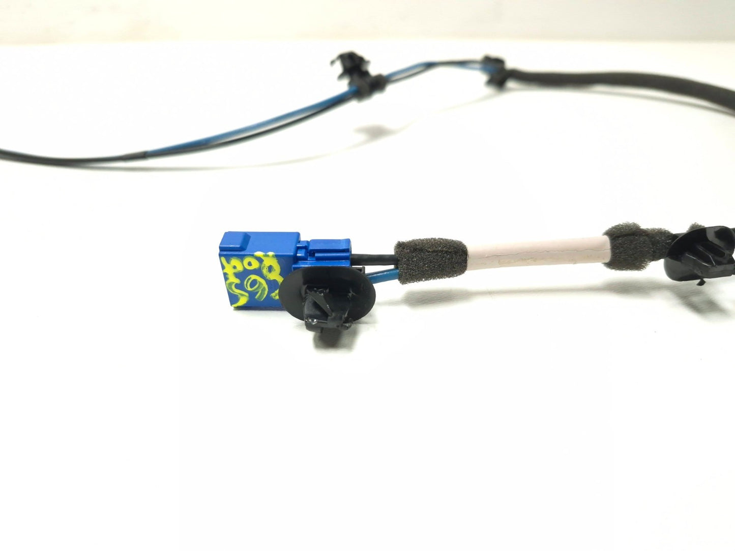 2019 Hyundai Kona Antenna Feeder Wire Cable OEM