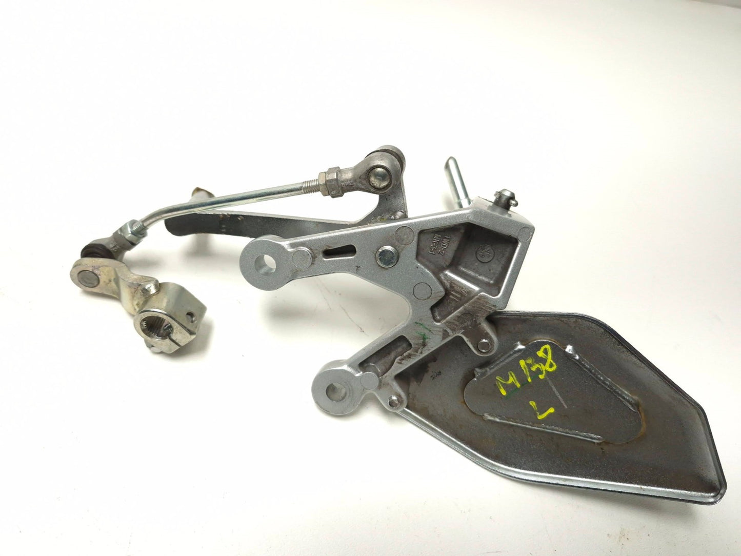 2025 Yamaha R3 Yfz320 Footrest W/ Gear Shift Lever Front Left OEM