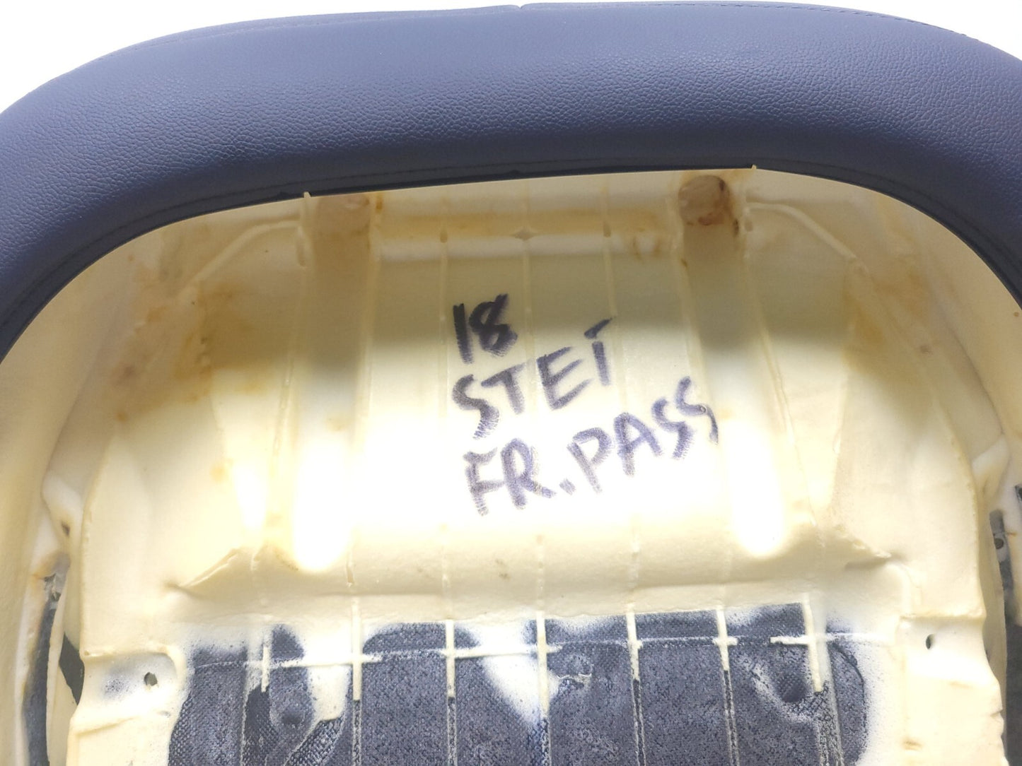 2017-2023 Alfa Romeo Stelvio Upper Seat Cushion Front Passenger Side Right OEM