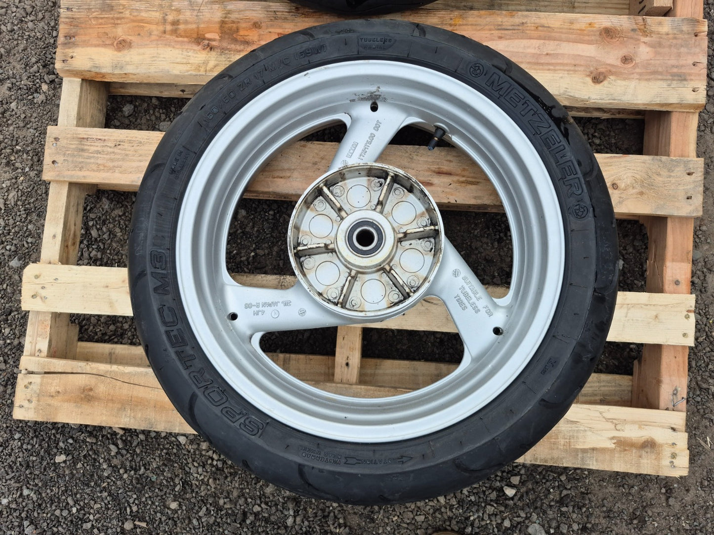 1998 Yamaha Yzf600 Wheel Rim W/ Tire Rear & Front Pair R17 OEM