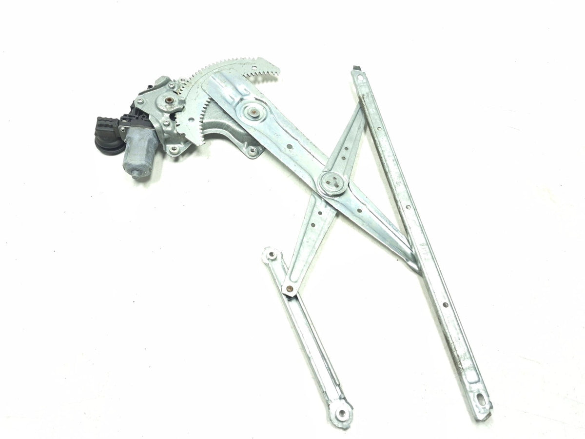 2017 Toyota Highlander Rear Door Window Regulator Motor Right Passenger Side OEM