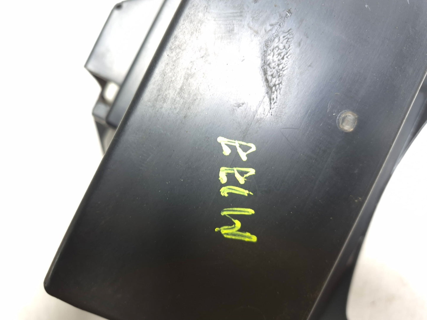 2004 Suzuki Intruder Volusia Vl800 Battery Tray Holder OEM