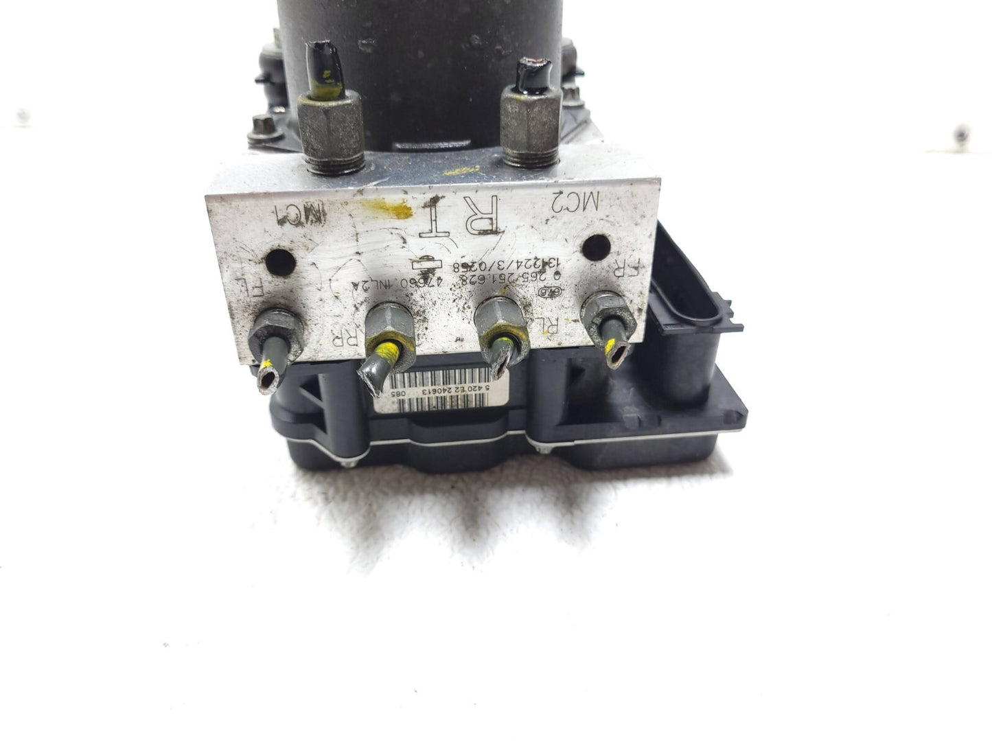 2015 Infiniti Q60 ABS Anti Lock Brake Pump OEM