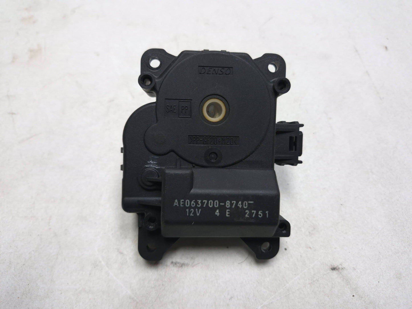 2004 Toyota Corolla Heater HVAC Flap Blend Door Actuator Motor Ae063700-8740 OEM