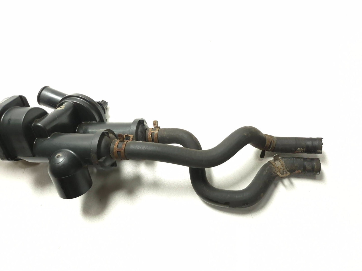 2010 Dodge Caliber Rear Thermostat Housing 04884569ac OEM