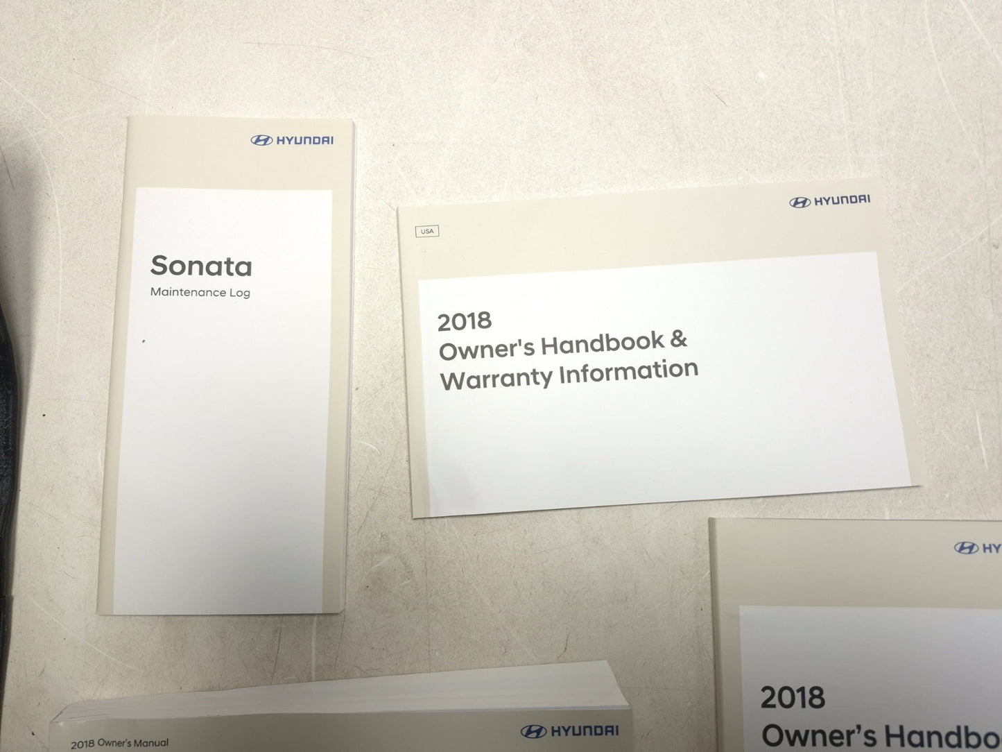 2018 Hyundai Sonata Owner's Manual Book & Case OEM