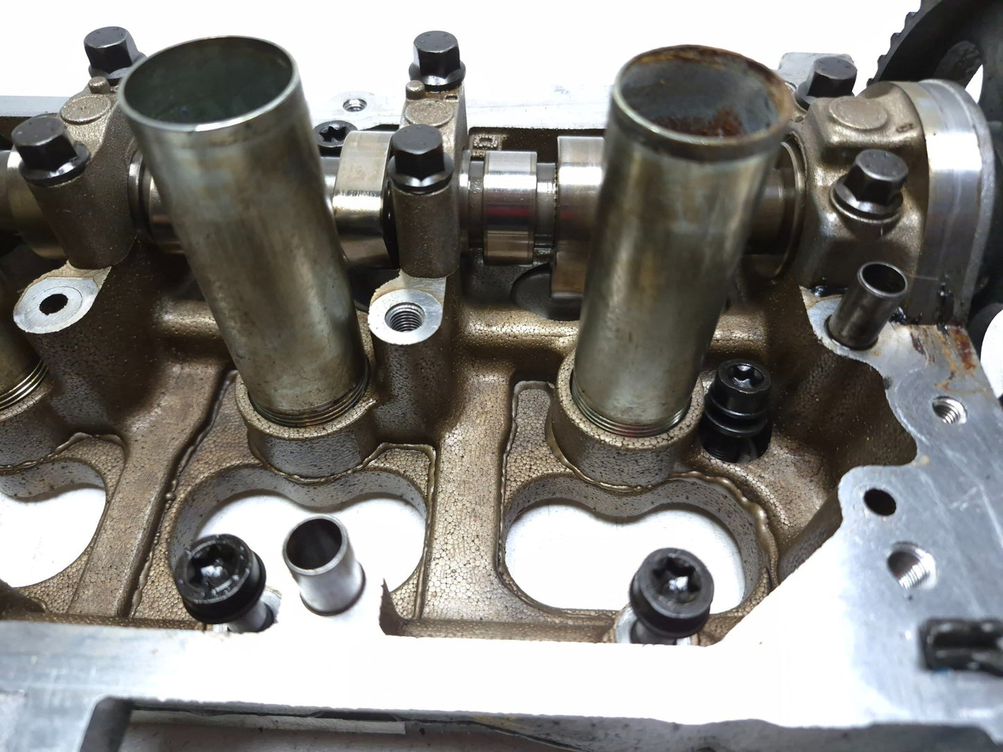 2014 Fiat 500l Exhaust Camshaft Cam Carrier Housing OEM