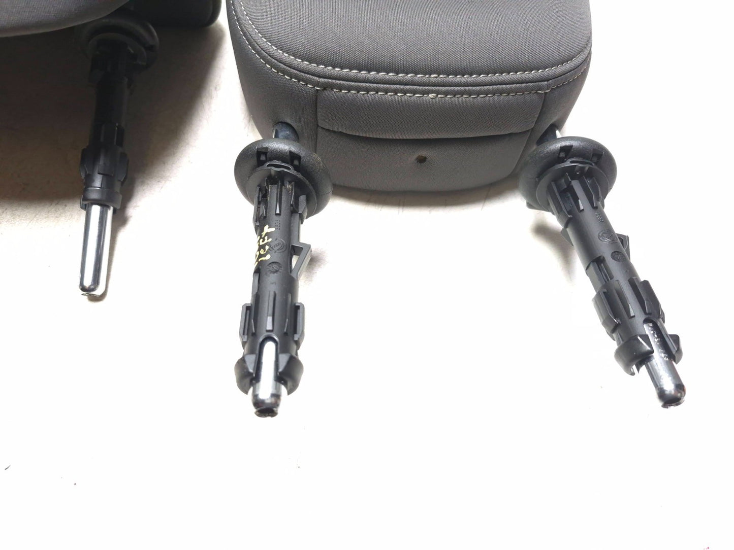 2014 Fiat 500l Rear Seat Headrest 3pcs OEM