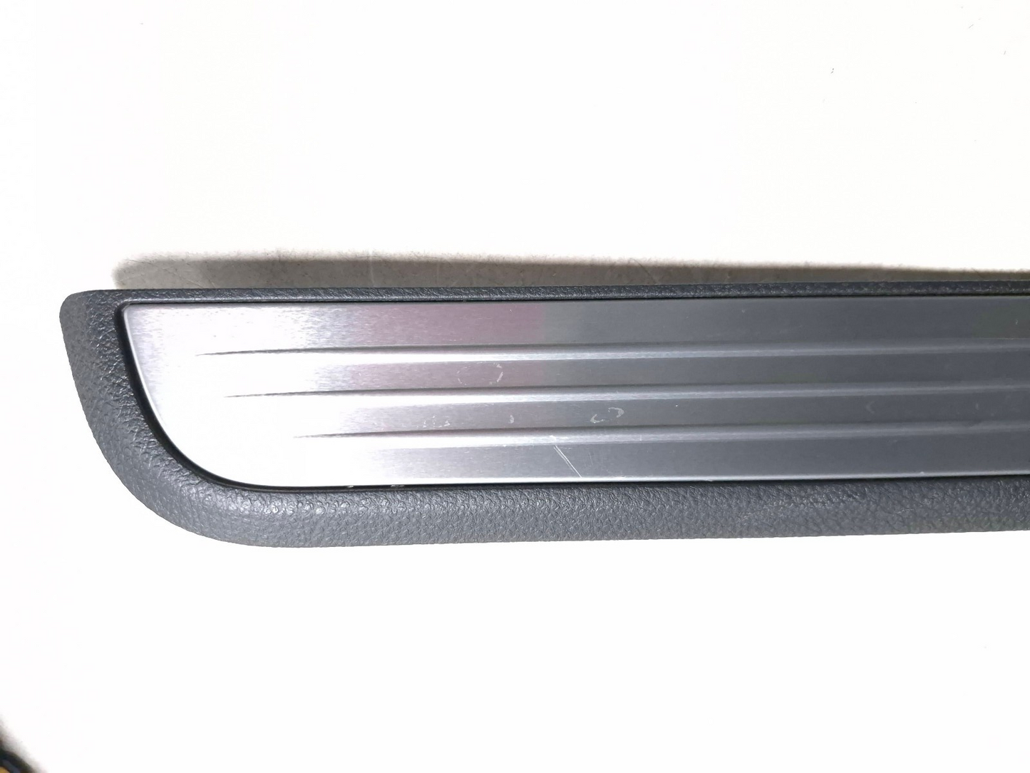 2010 Nissan Maxima Front & Rear Right Door Sill Scuff Plate Trim OEM