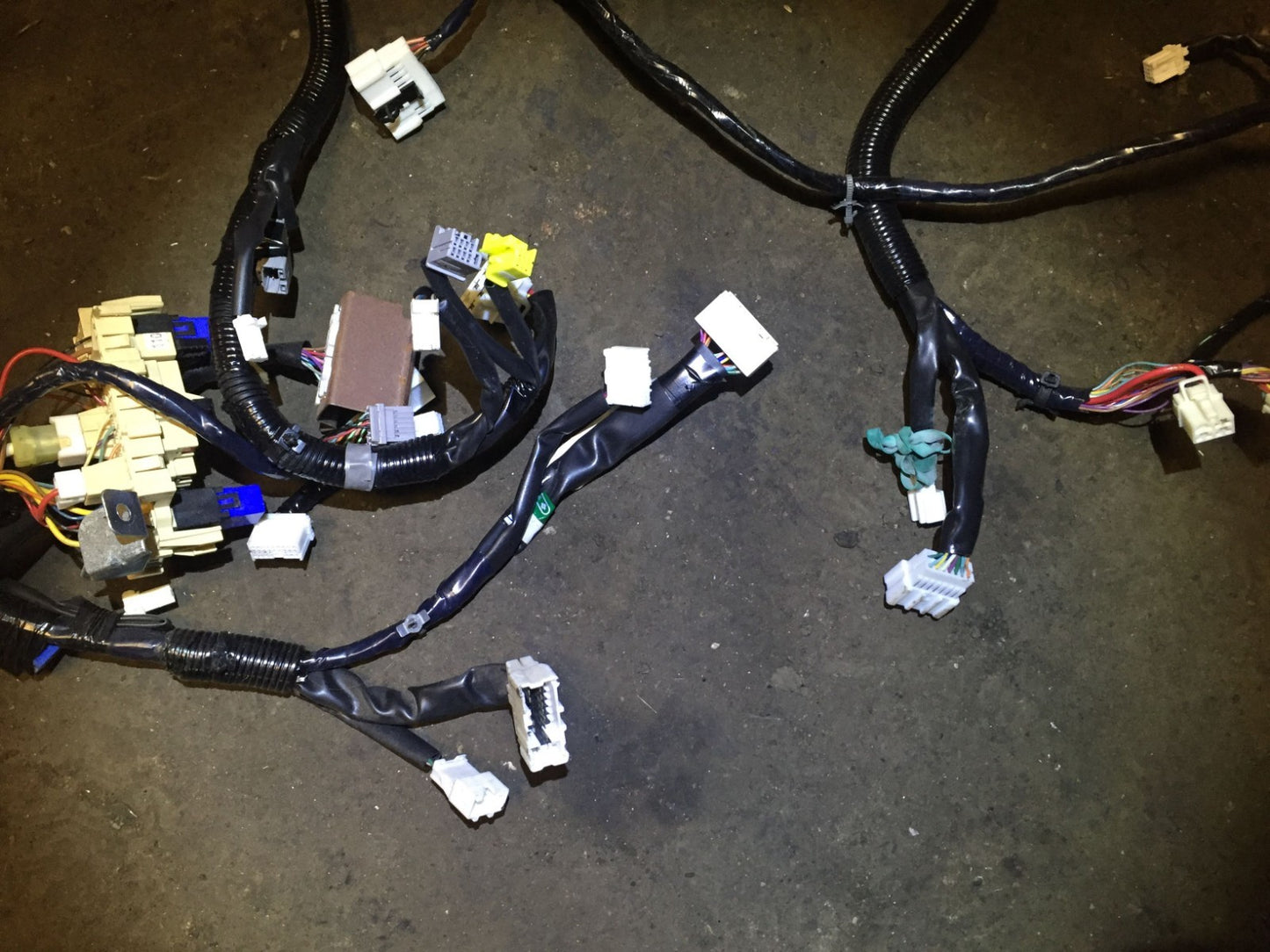 2012 Nissan Versa Dash Wire Harness OEM