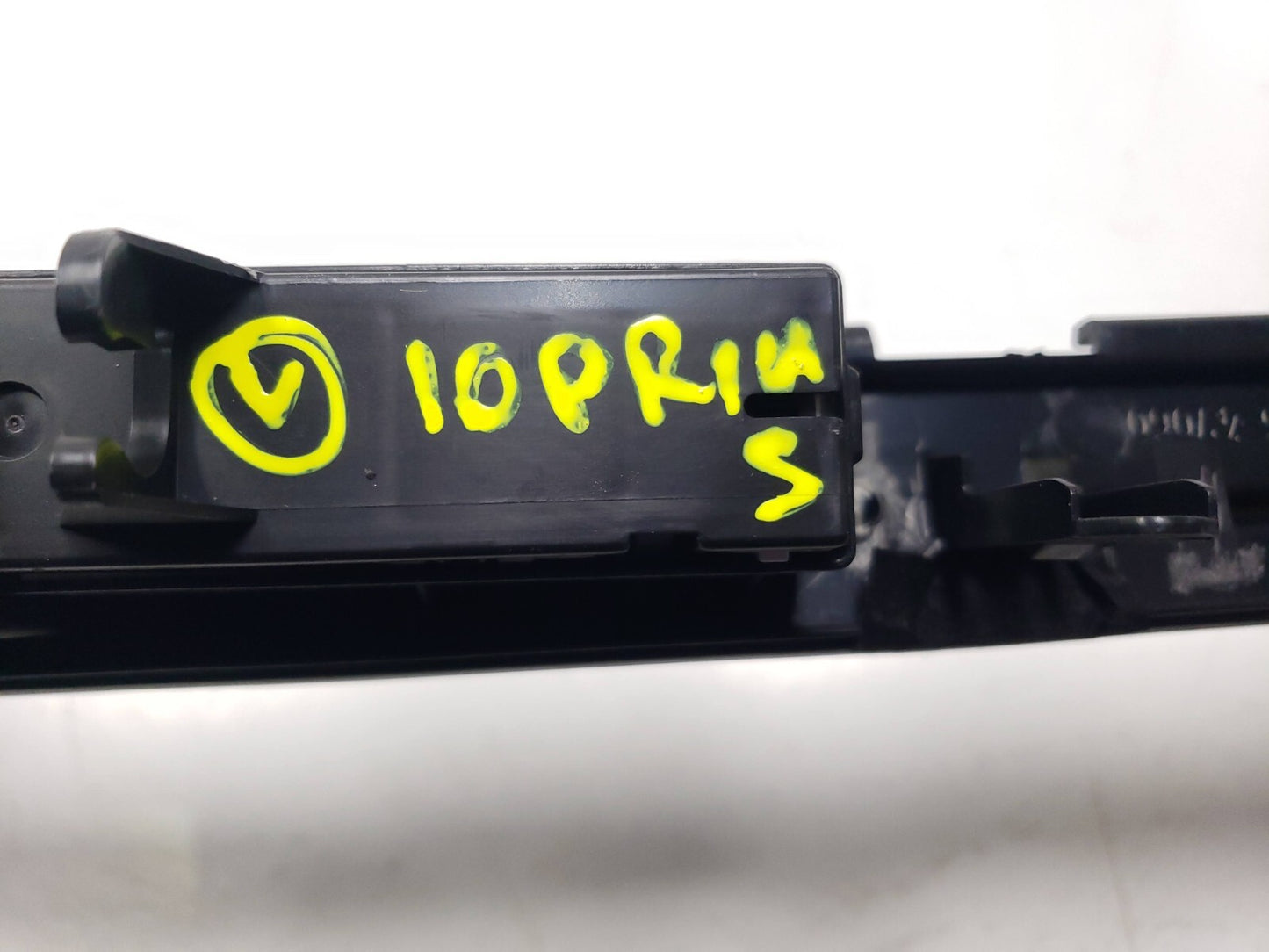 10 11 12 13 14 15 Toyota Prius Dashboard Garnish Finish Trim Panel OEM