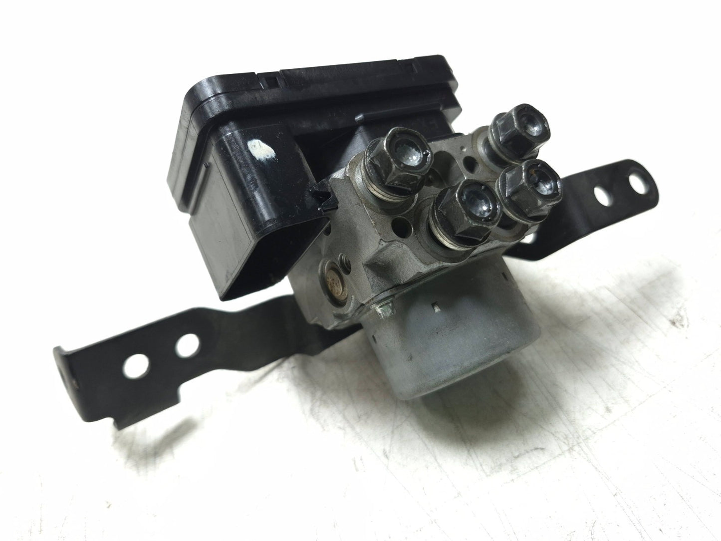 2019 Kawasaki Z400 Er400d ABS Anti Lock Brake Pump OEM