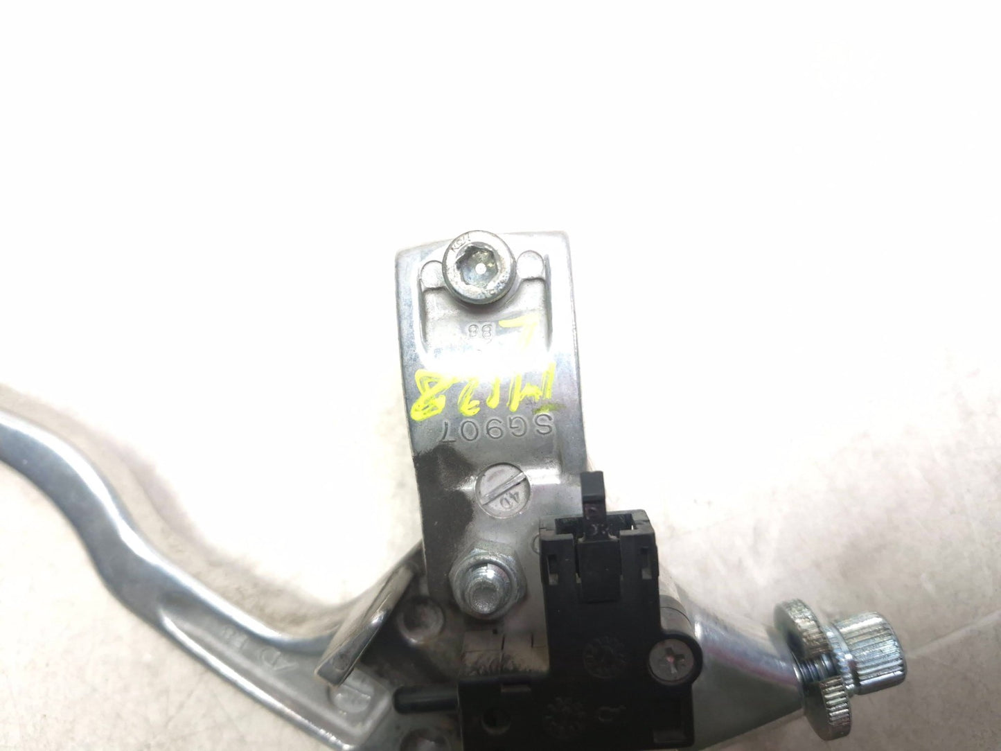 2005 Suzuki C50 Boulevard Clutch Lever & Cable Pair OEM