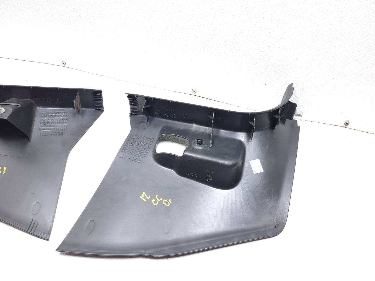 09 10 11 12 Volkswagen Cc Front Door Lower Kick Panel Cover Left & Right OEM