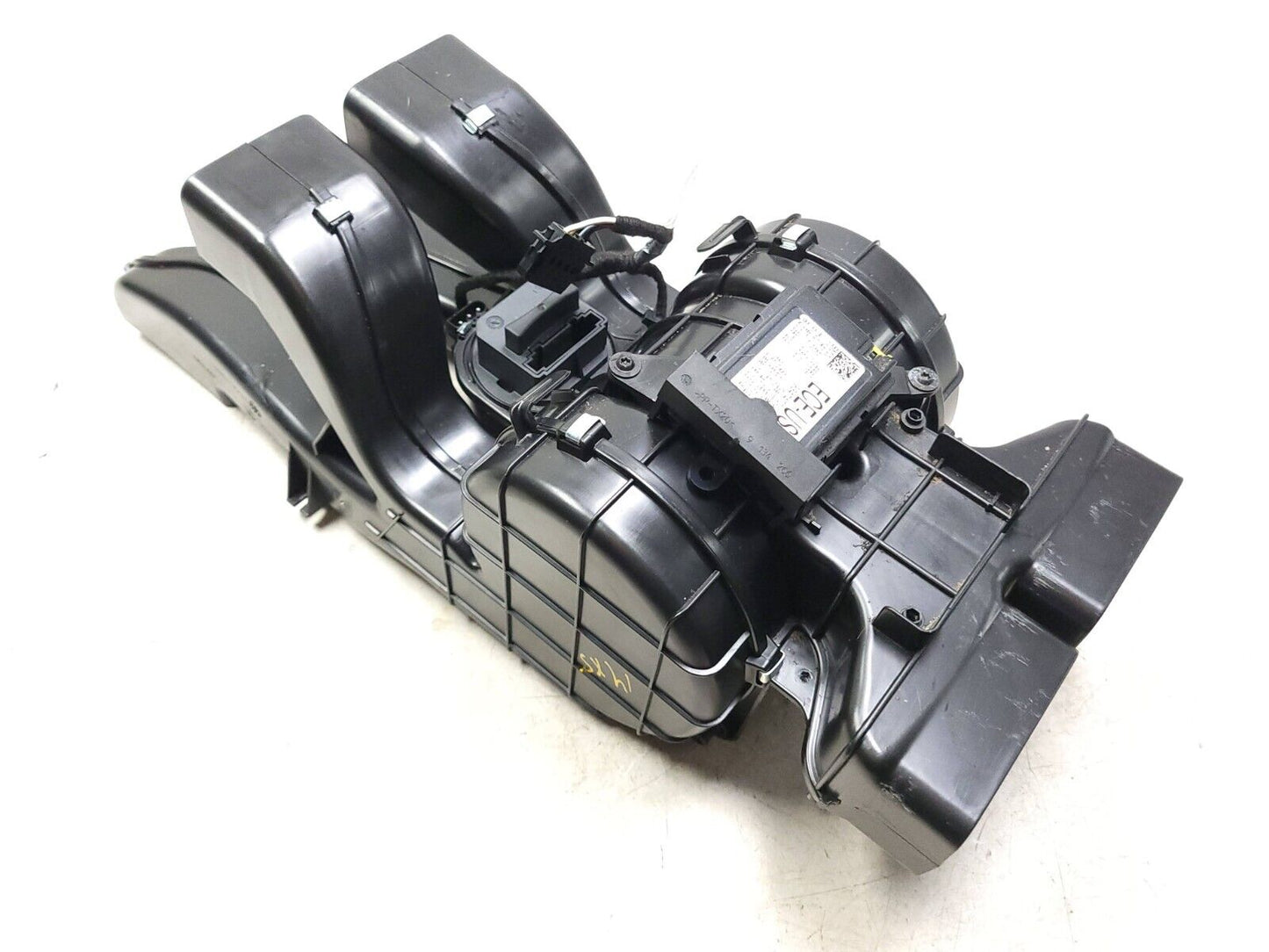 2014 - 2018 BMW X5 F15 Center Console Heater Blower Motor & Housing OEM