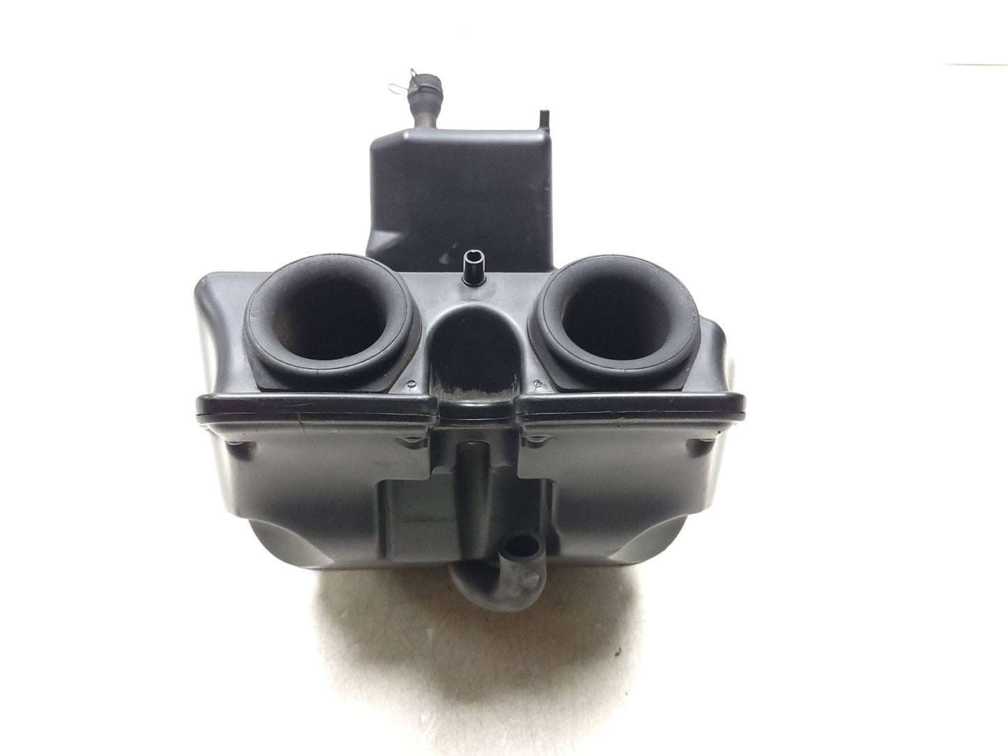 2012 Kawasaki Versys Le650c Air Cleaner Box Assy OEM