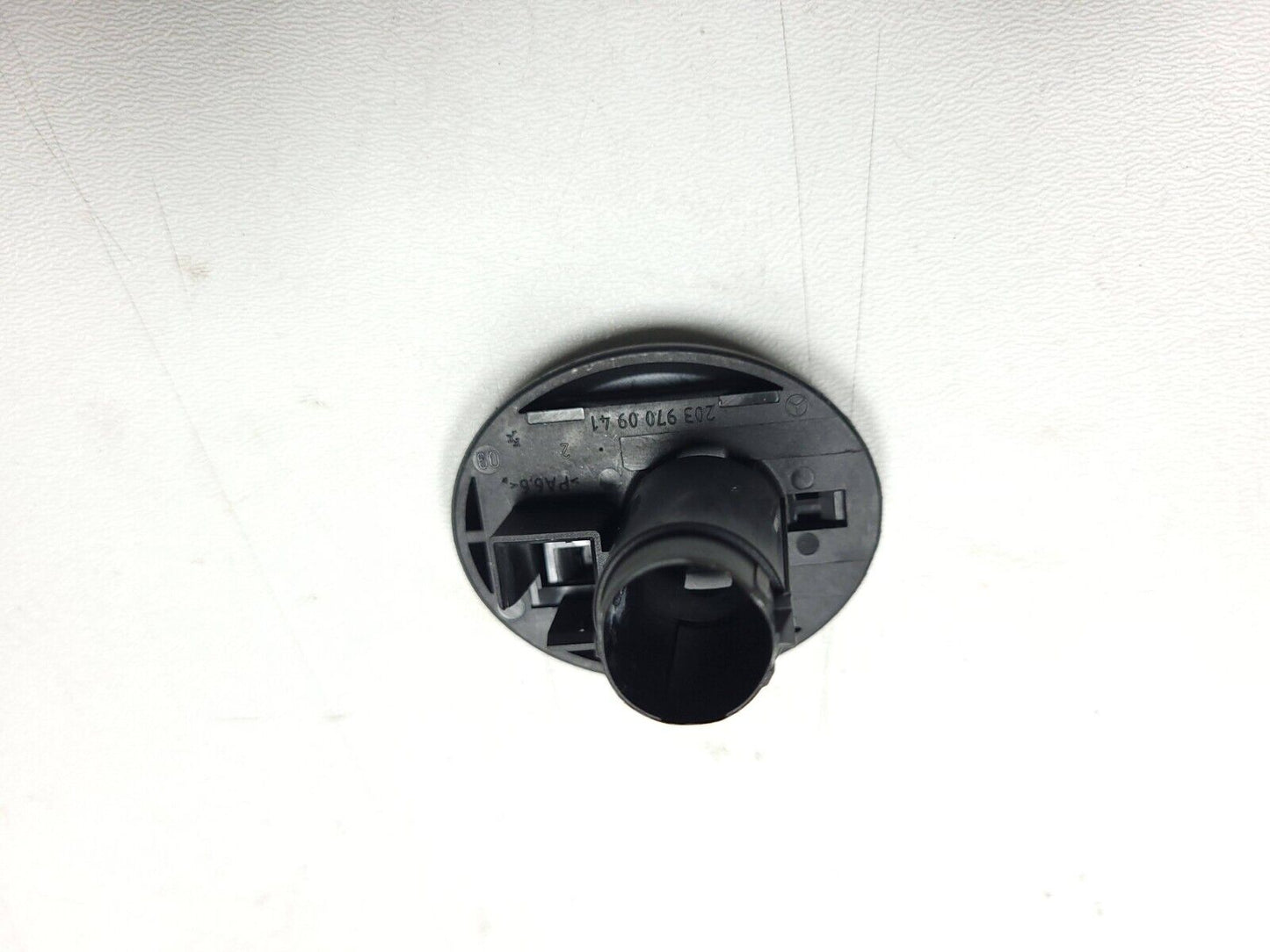 03-09 Mercedes W203 C230 Front Passenger Seat Headrest Folding Lock Knob OEM