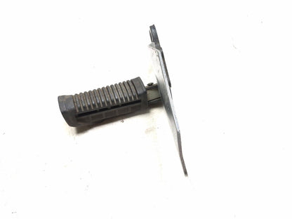 2006 Suzuki Gs 500fk Footrest Front Left OEM