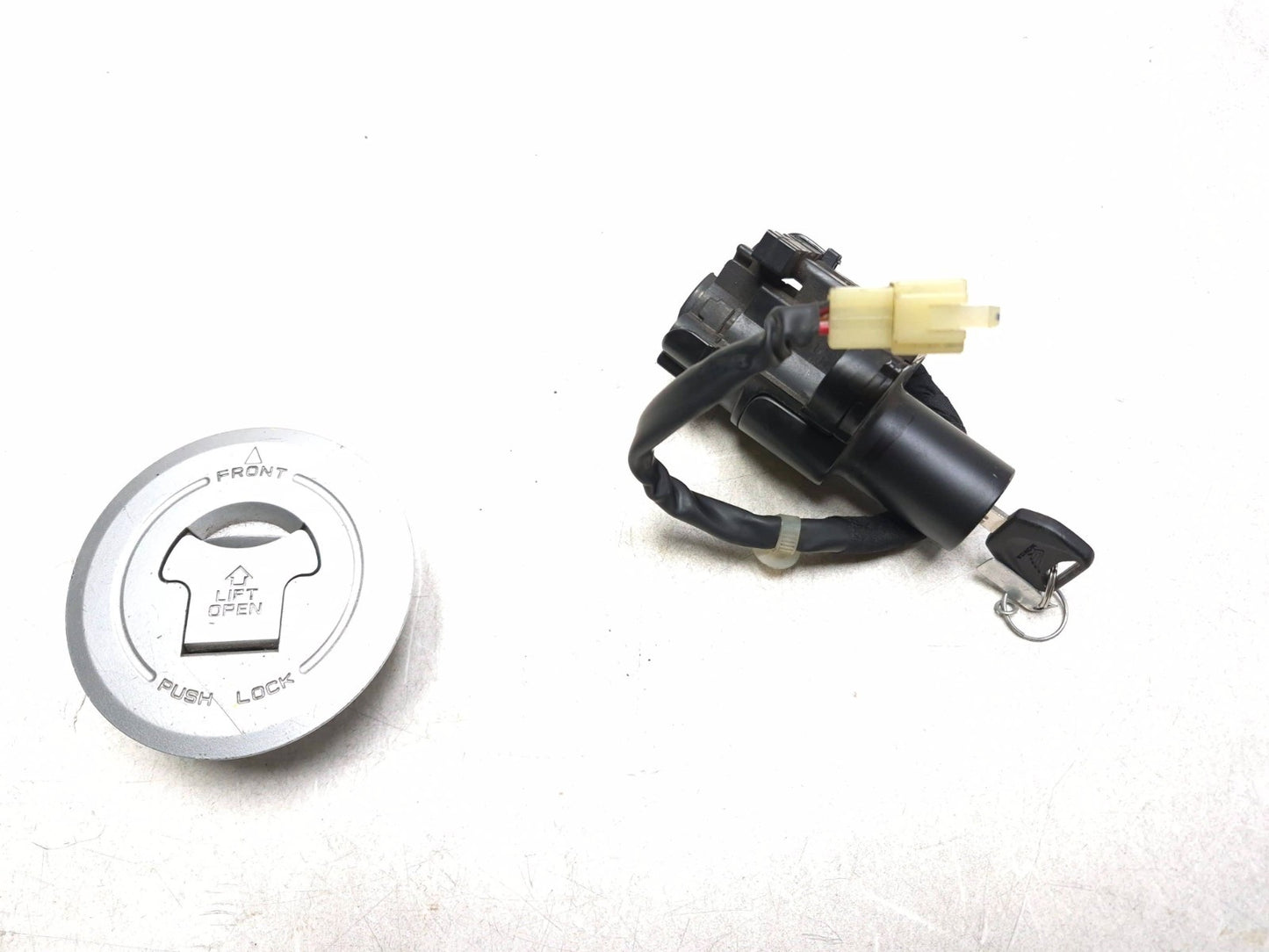 2019 Honda Cbr300r Ignition Lock Switch & Lock Fuel Cap Set OEM