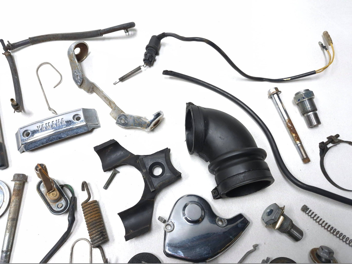 1996 Yamaha Virago Xv750 Misc Chassis Bolts And Hardware OEM