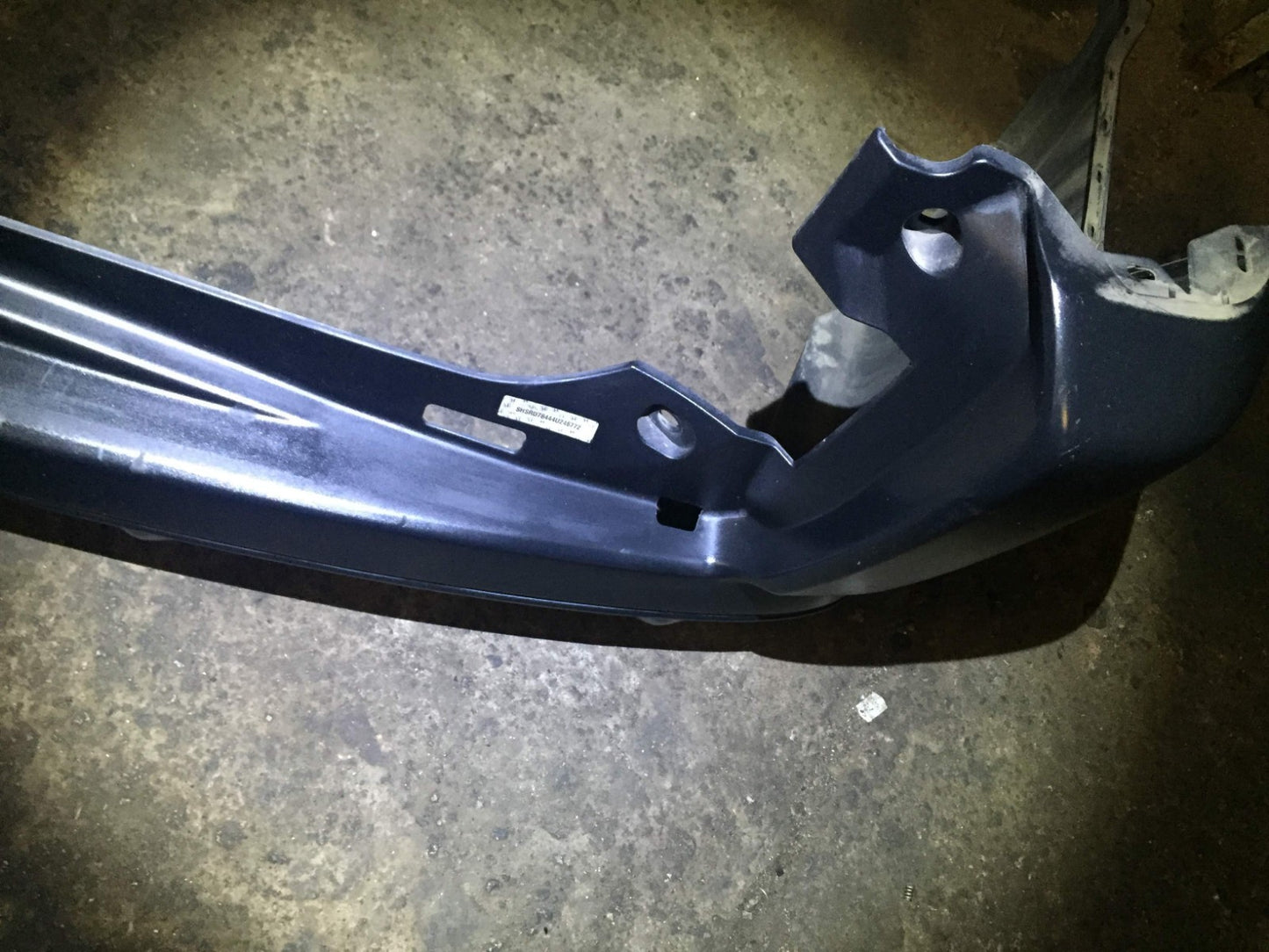 02 03 04 Honda Cr-v Rear Bumper Cover OEM