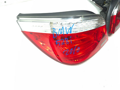 2009 BMW 550i E60 Rear Tail Light Left & Right OEM