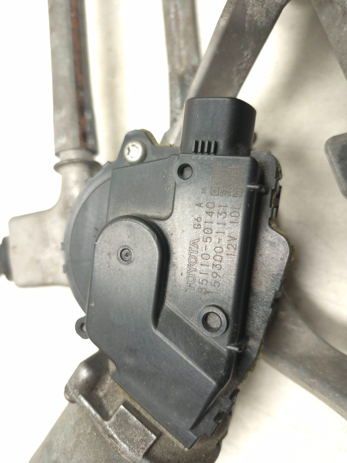 2010 Lexus Hs250h Windshield Wiper Motor & Linkage Transmission OEM