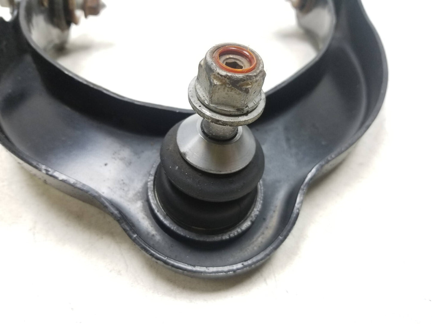 2016 Dodge Durango Front Control Arm Upper Passenger Side Right OEM