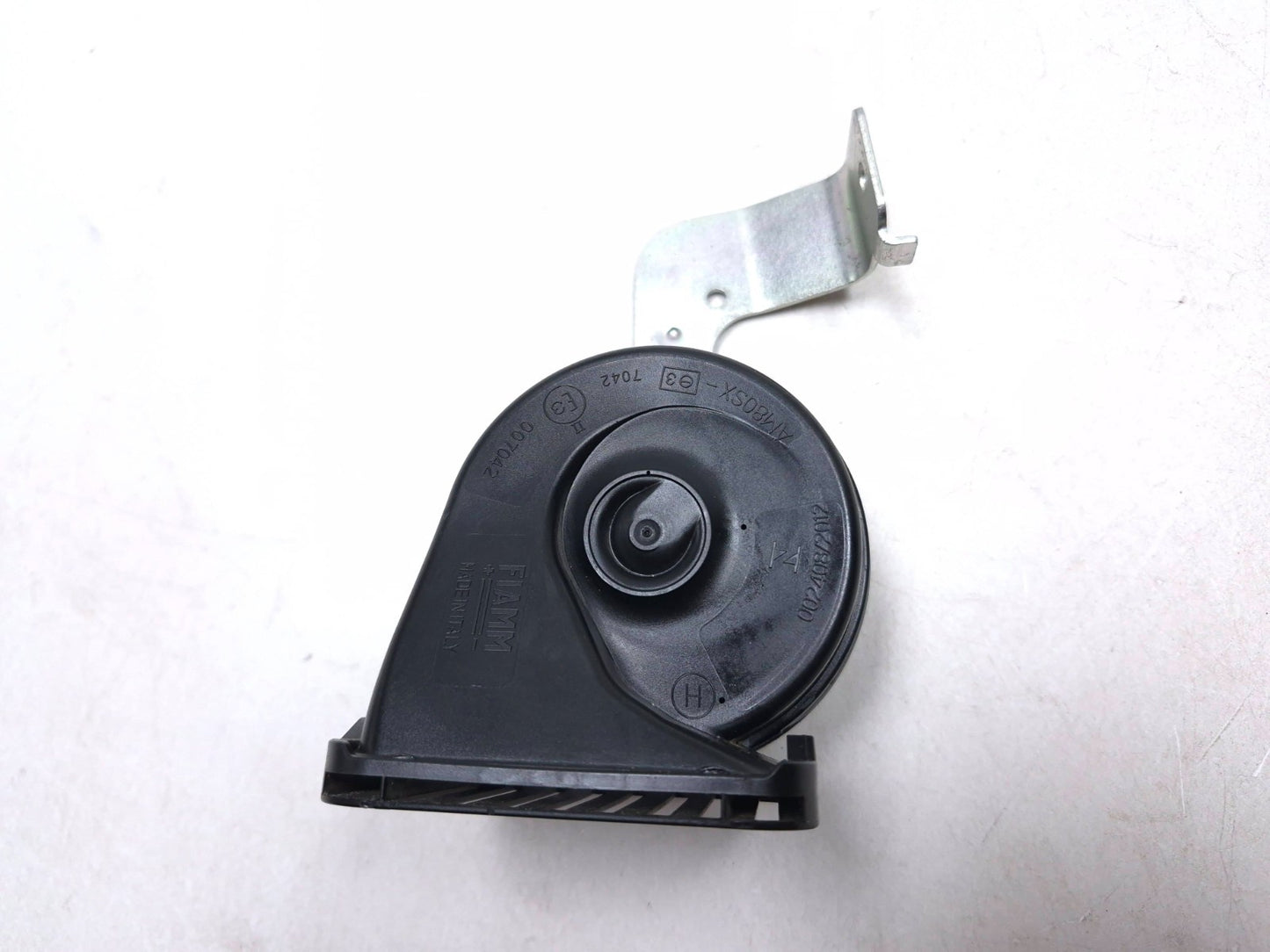 2024 Alfa Romeo Stelvio Horn Signal Pair 2pcs OEM