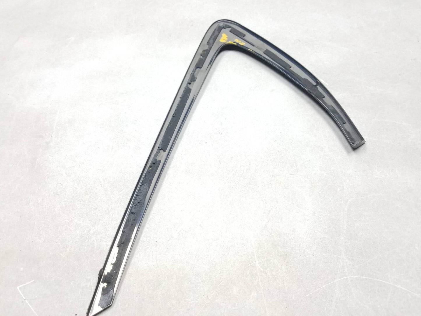2015 Chrysler 200 Rear Quarter Glass Trim Molding Driver Side Left OEM