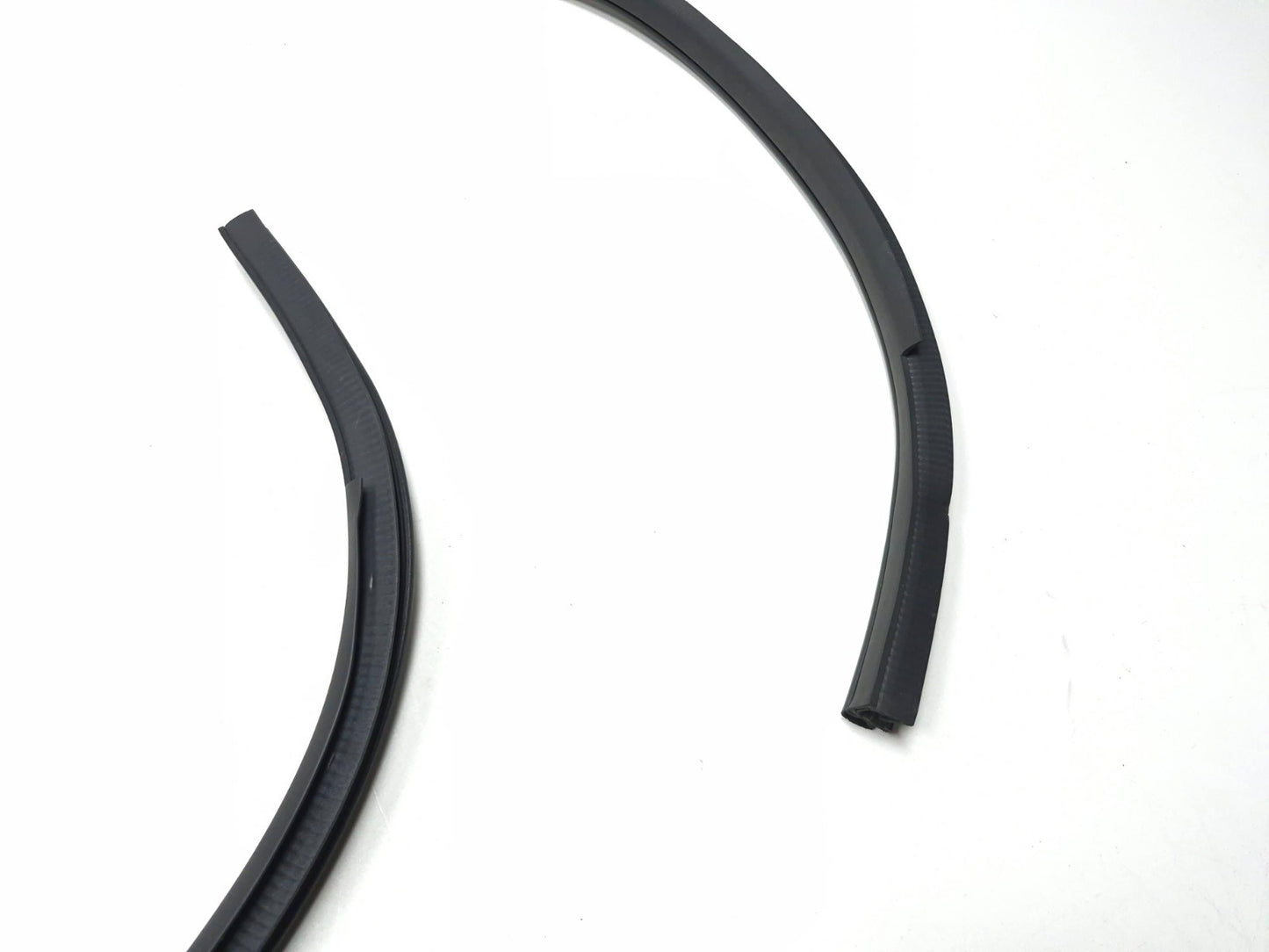 2013 Nissan Juke Trunk Tailgate Weatherstrip Seal OEM
