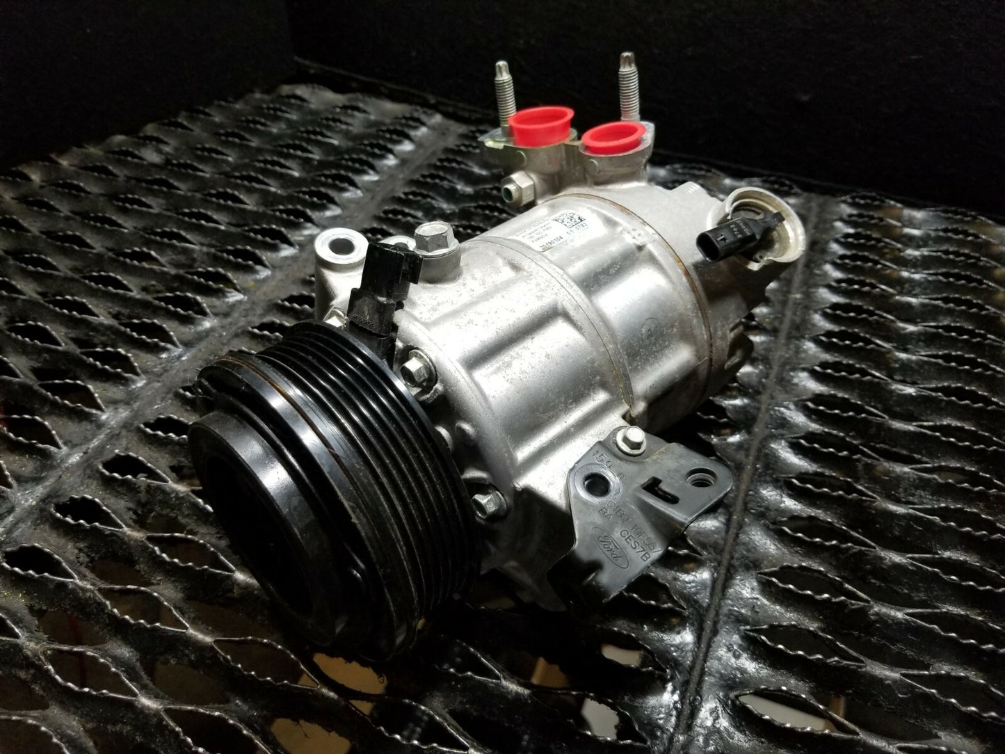 18-21 Ford Ecosport A/c Compressor OEM 532 Miles!