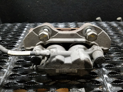 2010 Mercedes-benz R350 Brake Caliper Front Driver Side Left OEM