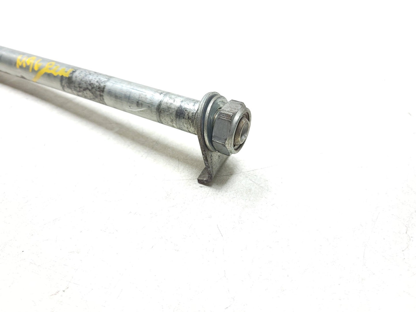 2002 Honda Magna Vf 750c Rear & Front Wheel Axle & Swing Arm Axle 3 Pcs OEM