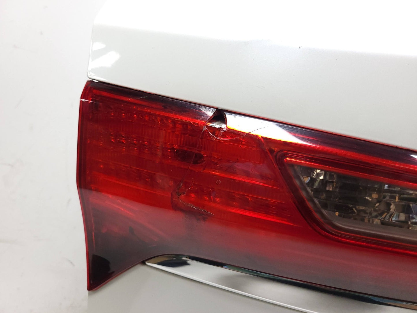 2014 Acura RDX Tailgate Liftgate Trunk Lid Assy *color: Nh603p* OEM ✅