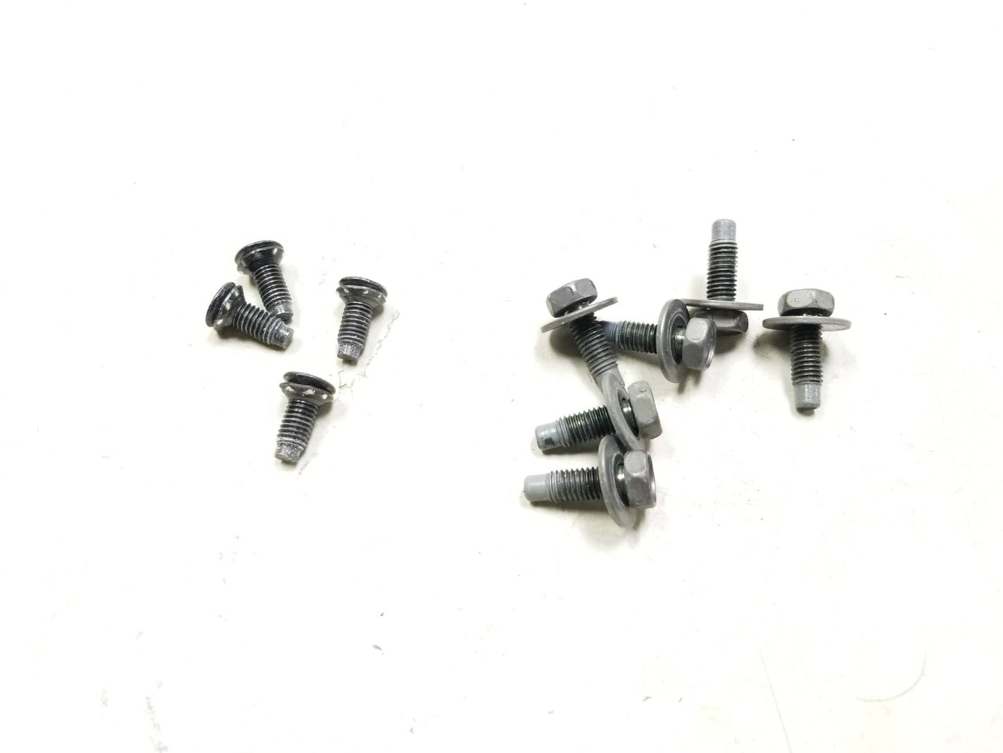 2008 - 2015 Nissan Rogue Door Hinge Right Passenger Side Front & Rear OEM