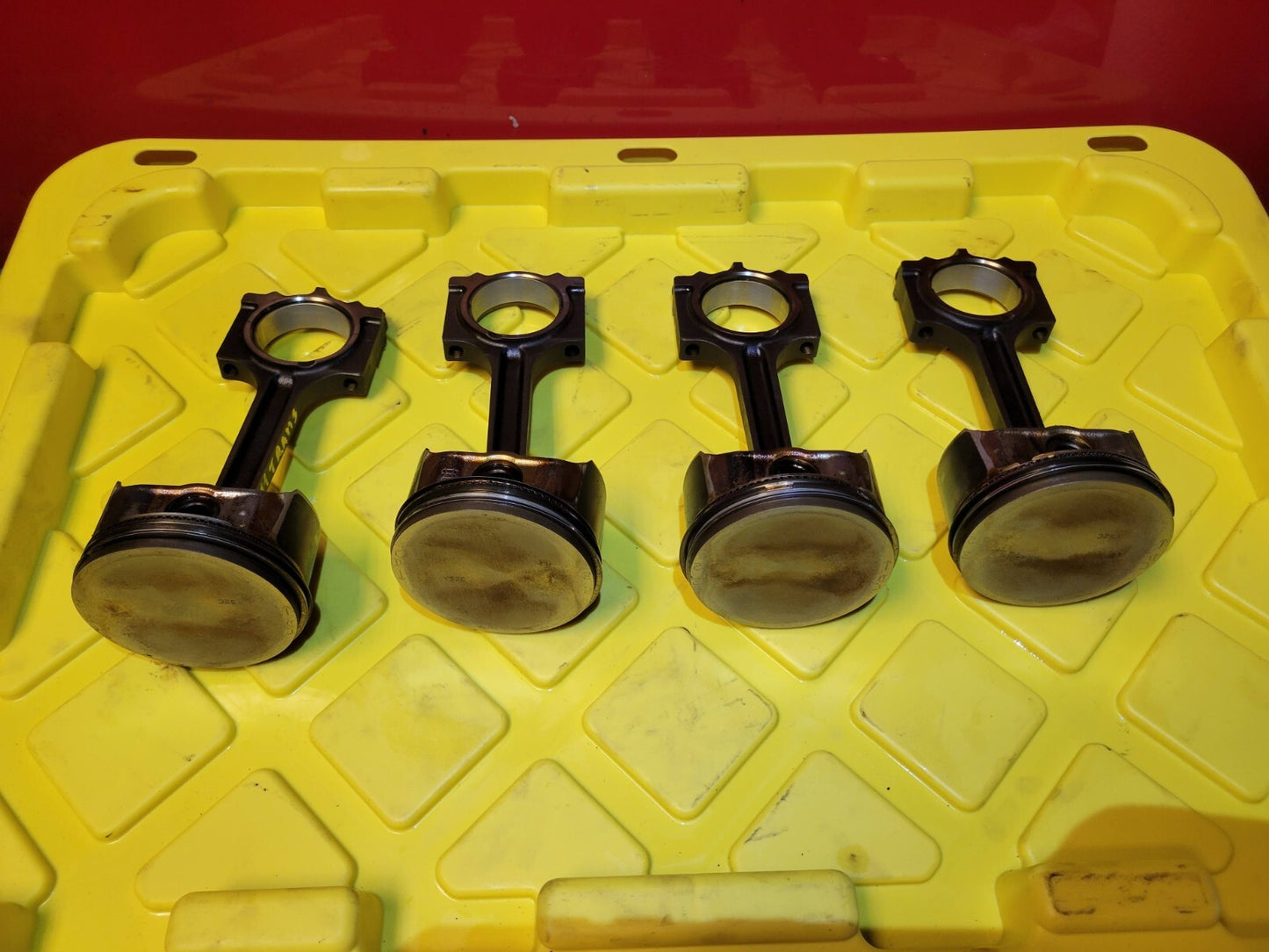 2011 Ford Transit Connect Piston W/ Connecting Rod 4pcs OEM