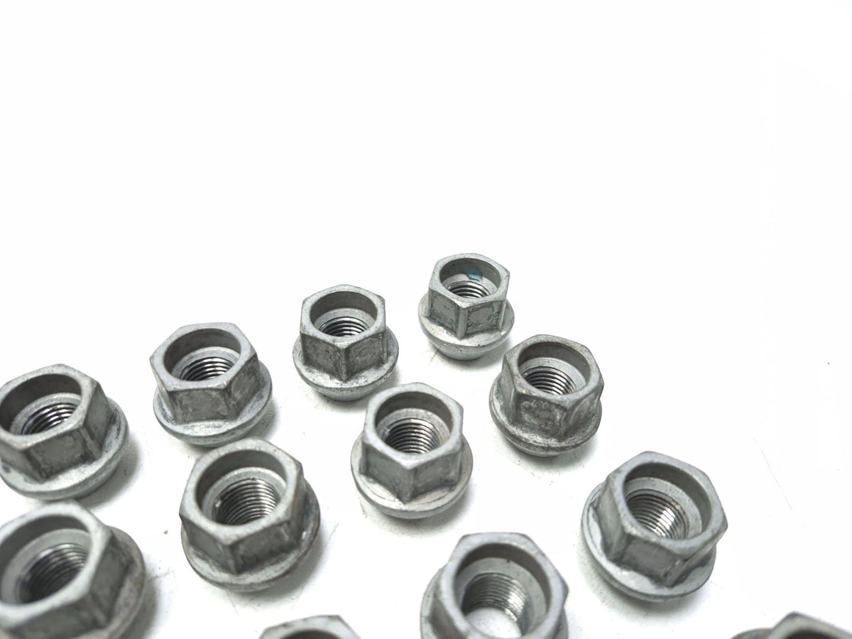 2021 Tesla Model 3 Y S X Wheel Lug Nut 20pcs OEM