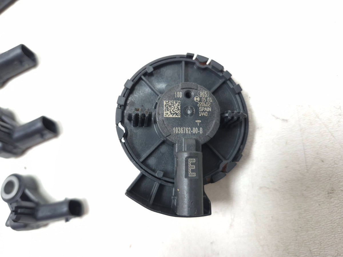 2022 Tesla Model 3 Y S X Door Pressure Sensor 5pcs OEM