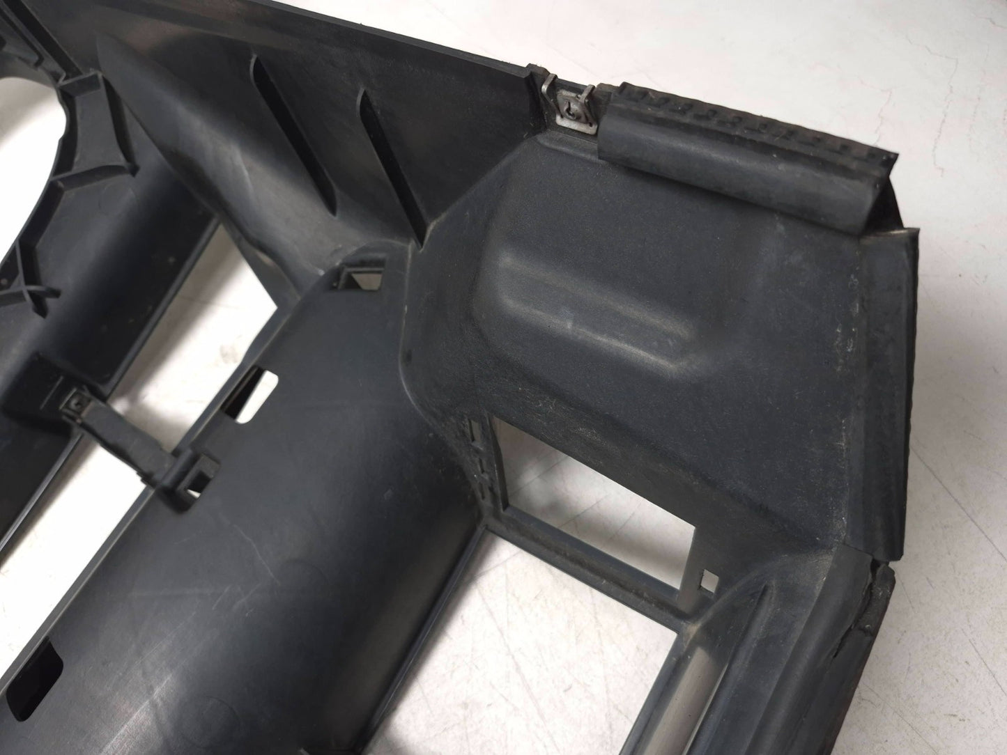 2008 BMW X6 E71 Front Air Duct  Radiator Core Support Shroud OEM