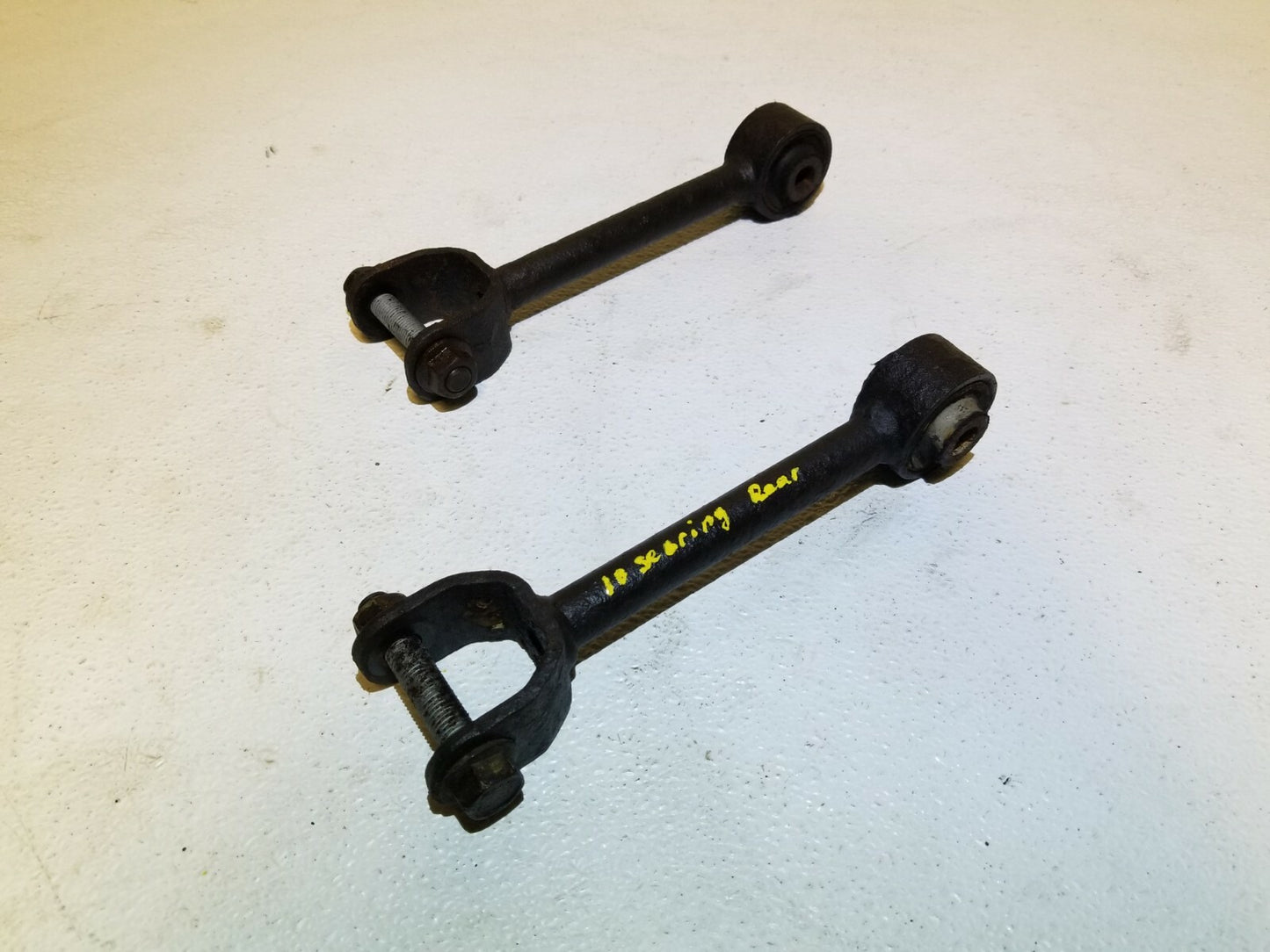 2010 Chrysler Sebring Rear Control Arm 4pcs W/ Bolt OEM