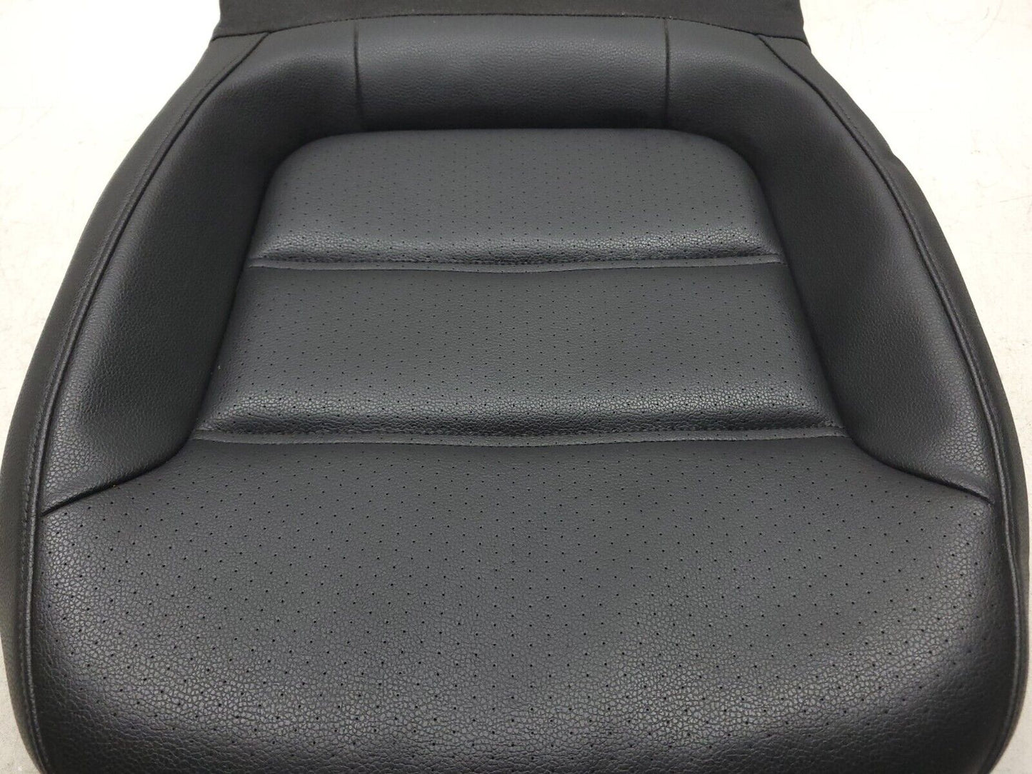 2015 - 2018 Volkswagen Jetta Front Seat Cushion Bottom Lower Passenger Right OEM