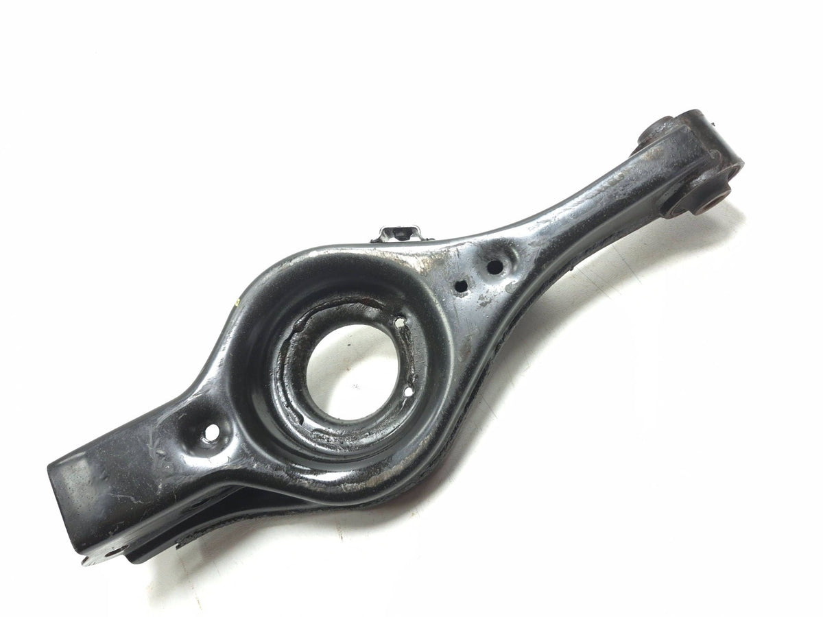 2013 Hyundai Genesis Coupe Rear Lower Arm Left Driver Side 55210-2m100 OEM